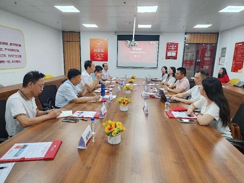 会谈现场.jpg 会谈现场.jpg