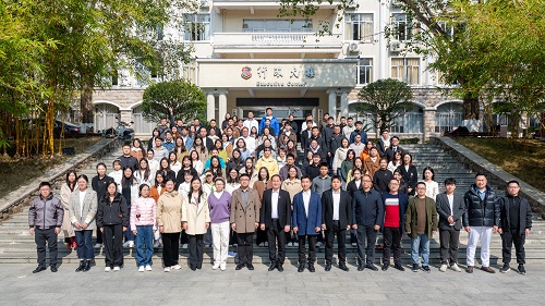 合影留念.JPG